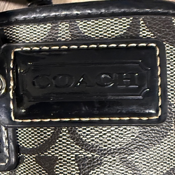 Coach Peyton Shopper Carryall Cavas Tote - Picture 6 of 16